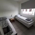 아파트 House On The