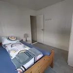 House On The 아파트 *