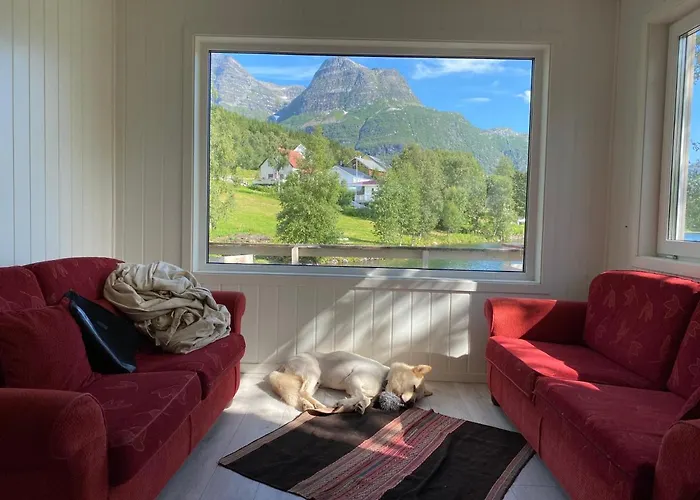 House On The Διαμέρισμα Bogen (Nordland)